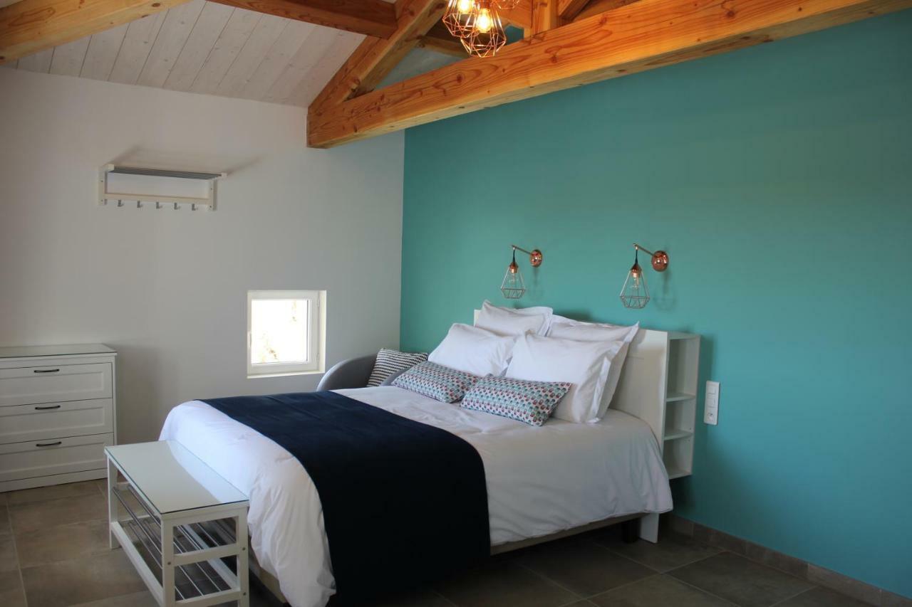 Domaine Forvent Bed & Breakfast Saint-Julien-de-Peyrolas Exterior photo